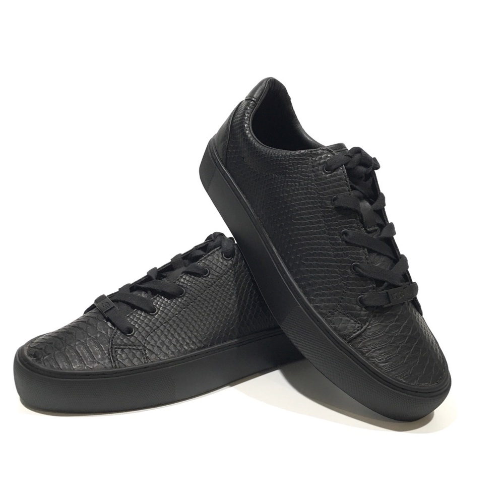 UGG ZILO SNAKE EMBOSSED WOMEN’S SNEAKERS -BLACK -US 9.5 -NEW